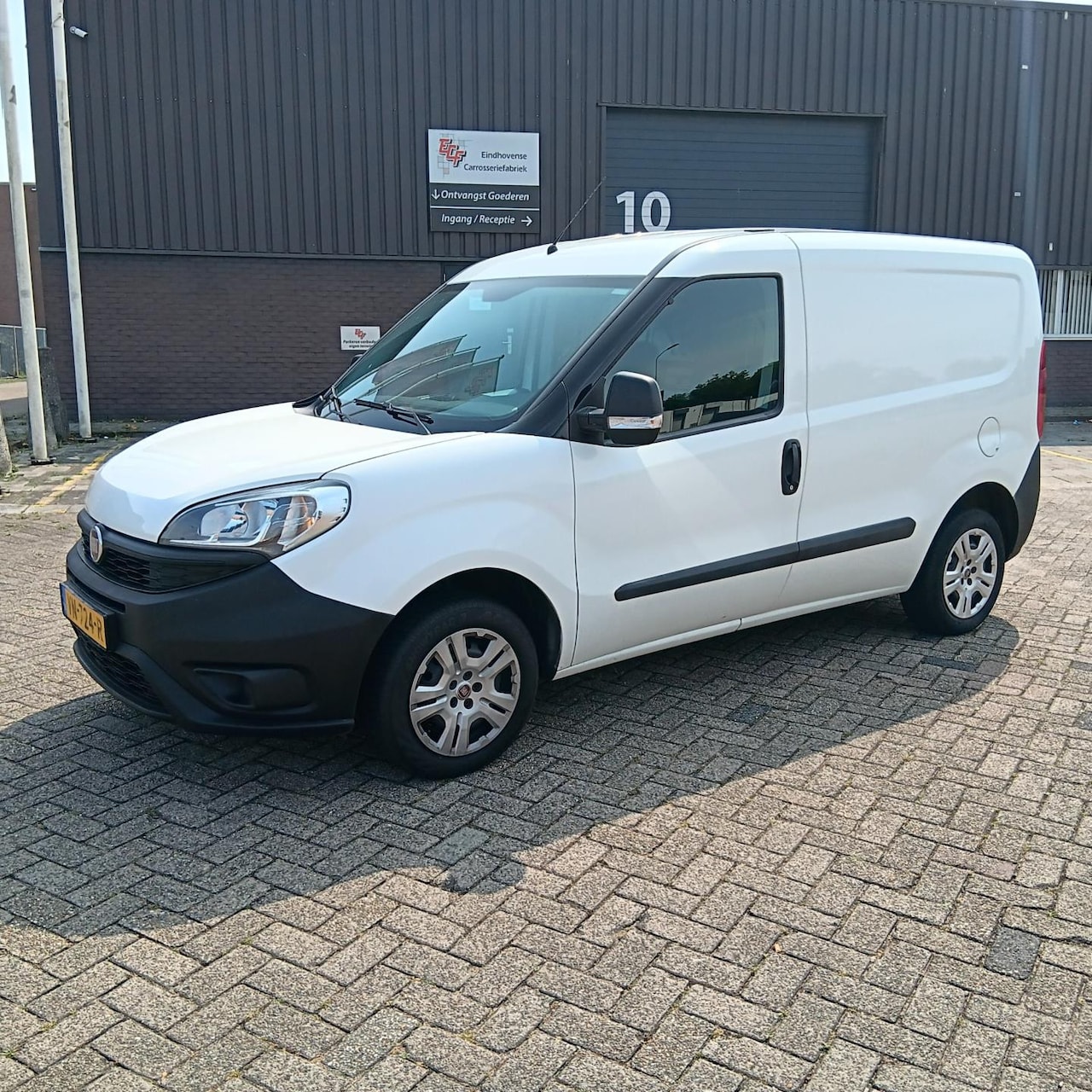 Fiat Doblò Cargo - 1.3 MJ L1H1 Actual 1.3 MJ L1H1 Actual - AutoWereld.nl