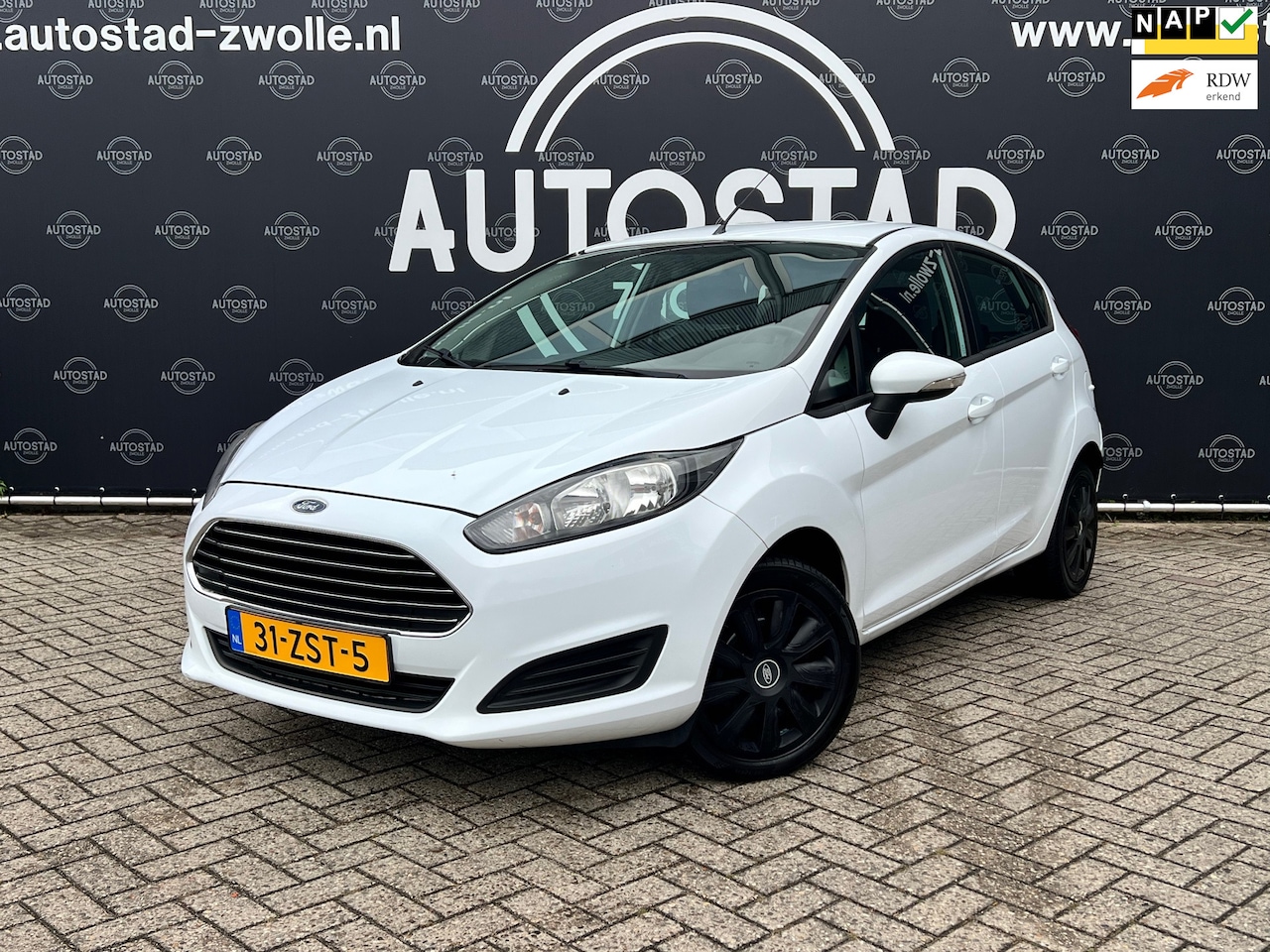 Ford Fiesta - 1.0 Champion Distributieriem Recent Vervangen/NL-Auto/NAP/APK/Airco/Elck. Ramen - AutoWereld.nl