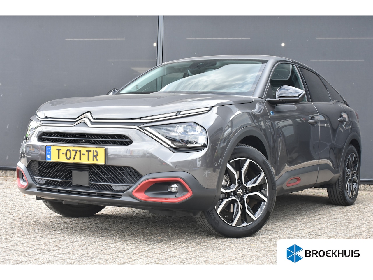Citroën Ë-C4 - Shine 50 kWh 3 Fase | Vol-Leder | Adaptive Cruise | Dodehoek-Detectie | Keyless-Entry | Cl - AutoWereld.nl