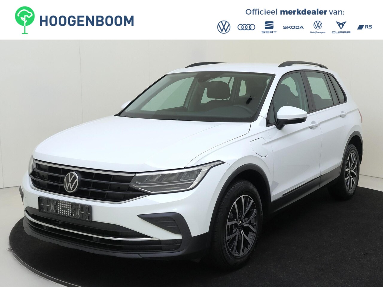 Volkswagen Tiguan - 1.4 TSI eHybrid Life | Adaptieve cruise control | 3-zone airco | Digital cockpit Pro | Nav - AutoWereld.nl