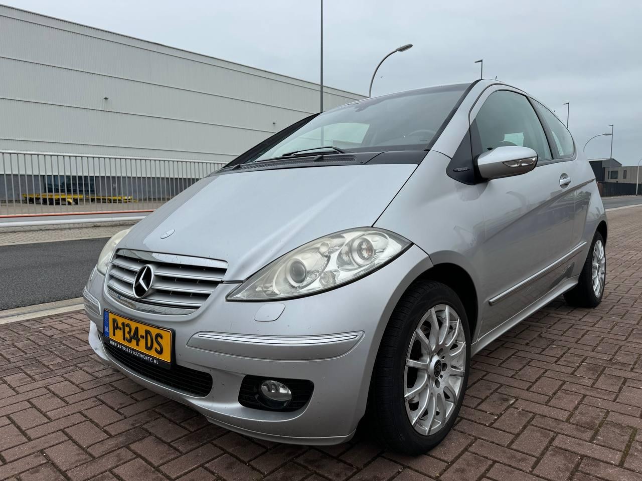 Mercedes-Benz A-klasse - 200 Elegance /Airco/Stoelverwarming/Nieuwe APK - AutoWereld.nl