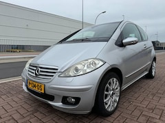Mercedes-Benz A-klasse - 200 /Airco/Stoelverwarming/Nieuwe APK