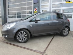 Opel Corsa - 1.2-16V '111' Edition / Airco / 16"LMV / D-Glas