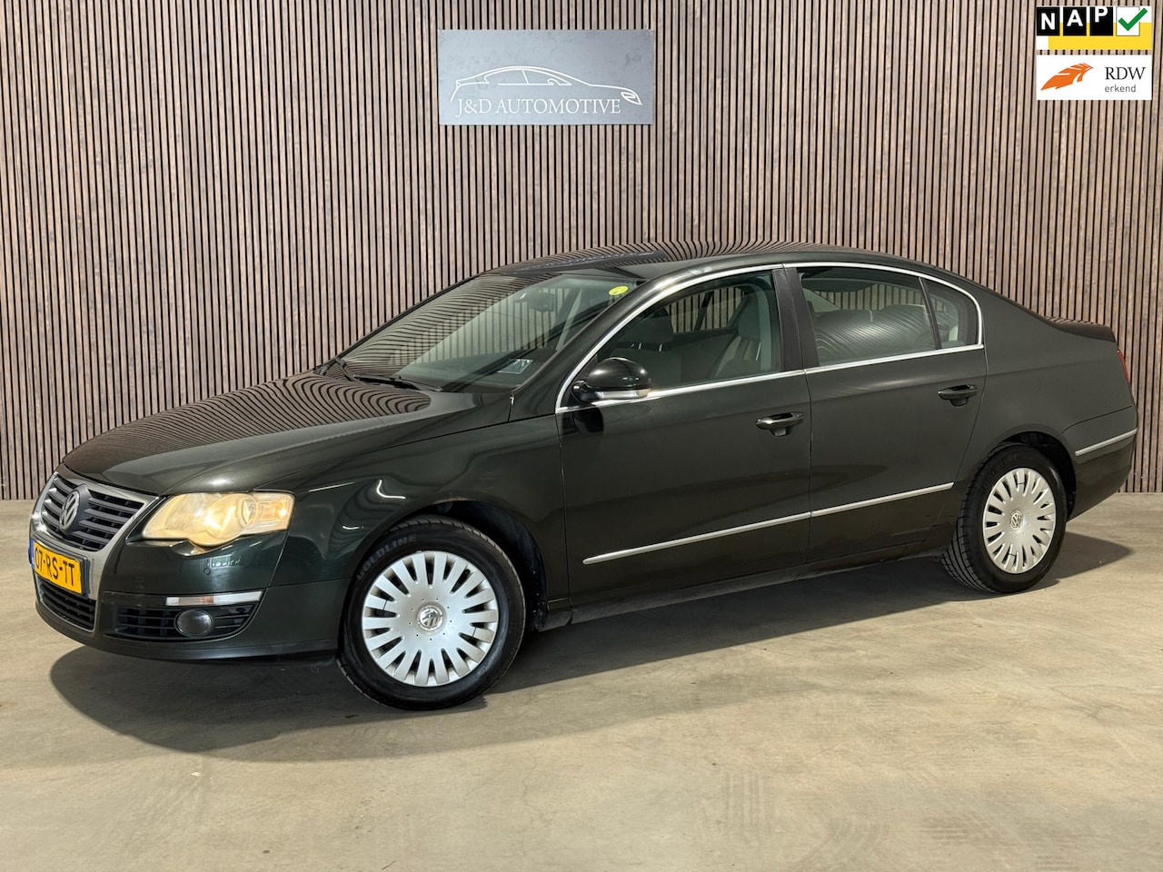 Volkswagen Passat - 2.0 FSI Comfortline 2005 DSG NAP CRUISE CLIMA - AutoWereld.nl