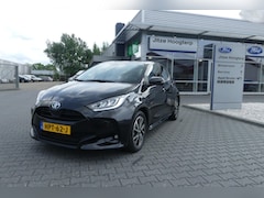 Toyota Yaris - 1.5 Hybrid TeamD ADAPTIEVE CRUISE, CLIMA, CAMERA, PDC V&A, STOELVERWARMING, 23.224KM