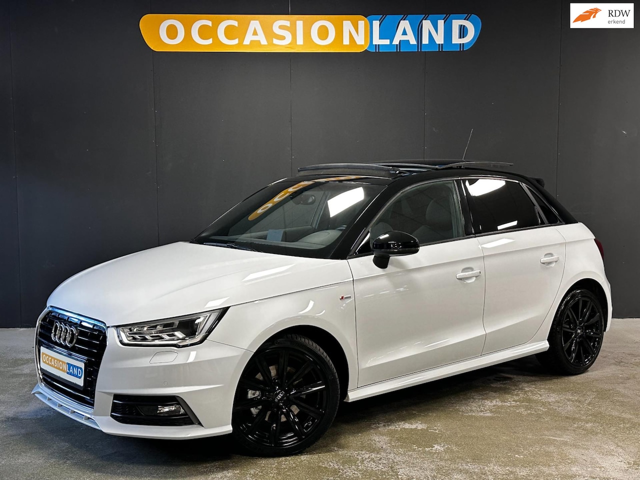 Audi A1 Sportback - 1.4 TFSI Sport S line Edition|PANO|SFEER|STOELV|PDC|BLUETOOTH|NAVI|17INCH| - AutoWereld.nl
