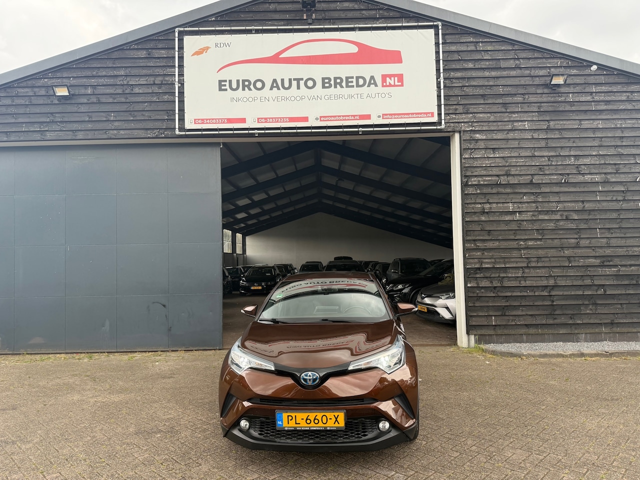 Toyota C-HR - 1.8 Hybrid Executive 1.8 Hybrid Executive - AutoWereld.nl