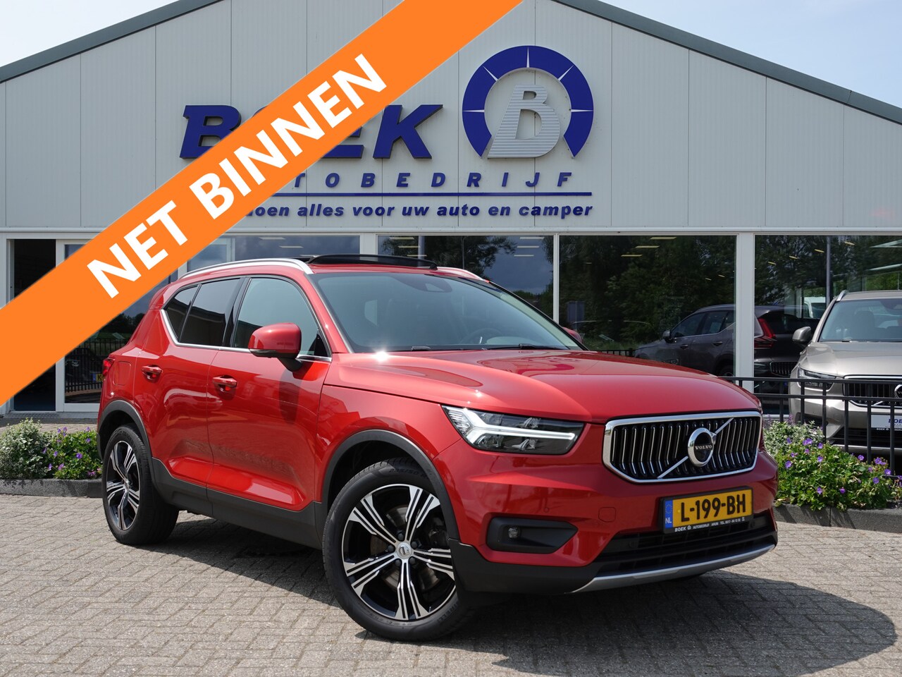 Volvo XC40 - 1.5 T5 Recharge Inscription BOMVOL | PANO | TREKH. | 360° | LEER | BLIS + CTA | PILOT + AC - AutoWereld.nl