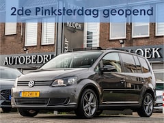 Volkswagen Touran - 1.4 TSI Comfortline 7p. PANO LEDER 17 INCH STOELVERW PDC 146000KM