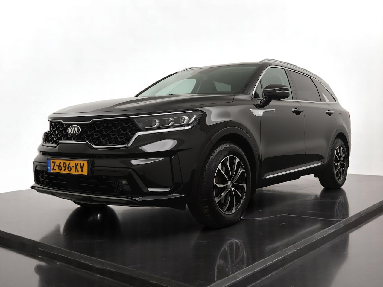 Kia Sorento - 1.6 T-GDI Plug-in Hybrid 4WD Edition 7-persoons - Navigatie - Lederen bekleding - Stoelver - AutoWereld.nl