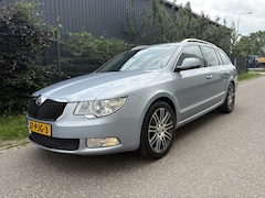 Skoda Superb Combi - 3.6 FSI Elegance 4x4 Business Line / AUTOMAAT / PANORAMADAK / NAVI
