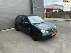 Volkswagen Polo - 1.4-16V Automaat