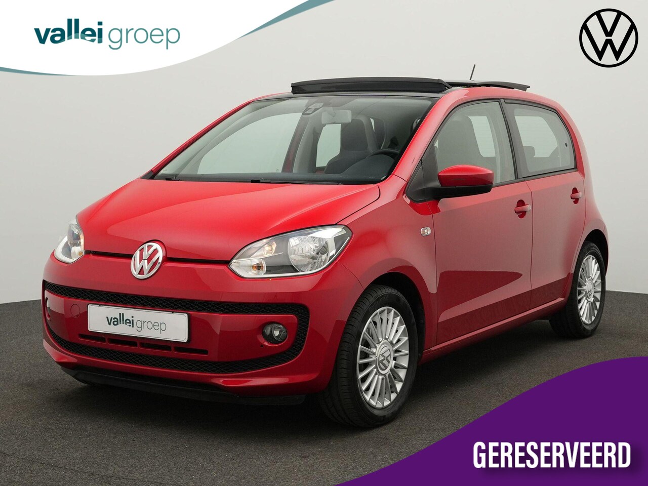 Volkswagen Up! - 1.0 65 pk high up! BlueMotion | 1e Eigenaar | Panoramadak | Sportonderstel | Cruise Contro - AutoWereld.nl