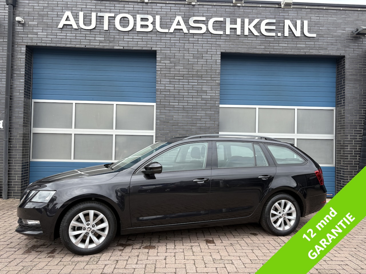 Skoda Octavia Combi - 1.5 TSI Greentech Business Edition 1.5 TSI Greentech Business Edition, climate/cruise/navi - AutoWereld.nl