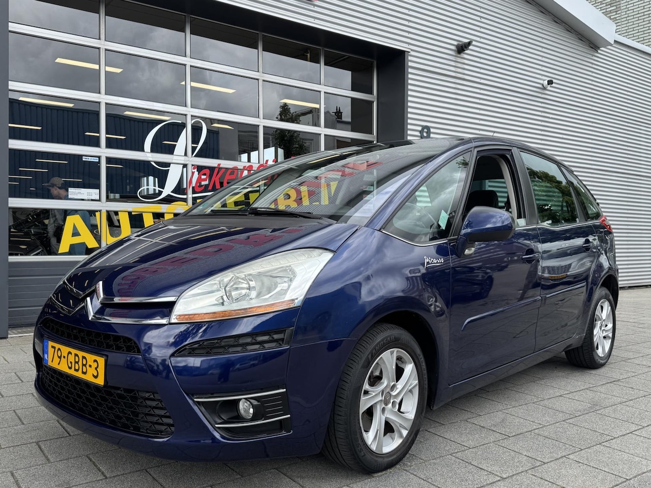 Citroën C4 Picasso - 2.0-16V Ambiance - Automaat I Airco I PDC I Sport velgen I Dealer onderhouden - AutoWereld.nl