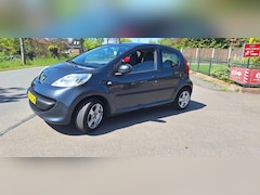 Peugeot 107 - 1.0-12V XS