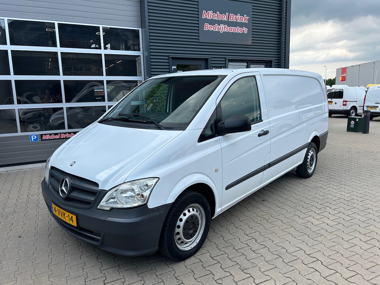 Mercedes-Benz Vito - 113 CDI 320 Lang 3 Zitplaatsen Airco - AutoWereld.nl