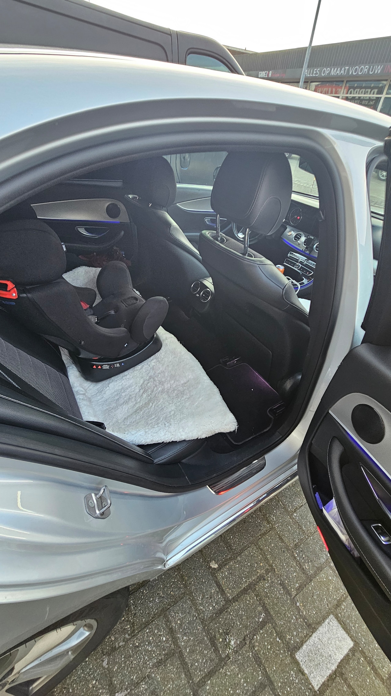 Mercedes-Benz E-klasse - 220 d - AutoWereld.nl