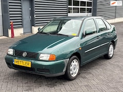 Volkswagen Polo - 1.4