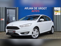 Ford Focus - 1.6 T-VCT 86PK 5Drs Airco 4 Cilinder Bleutooth Stoelverwarming