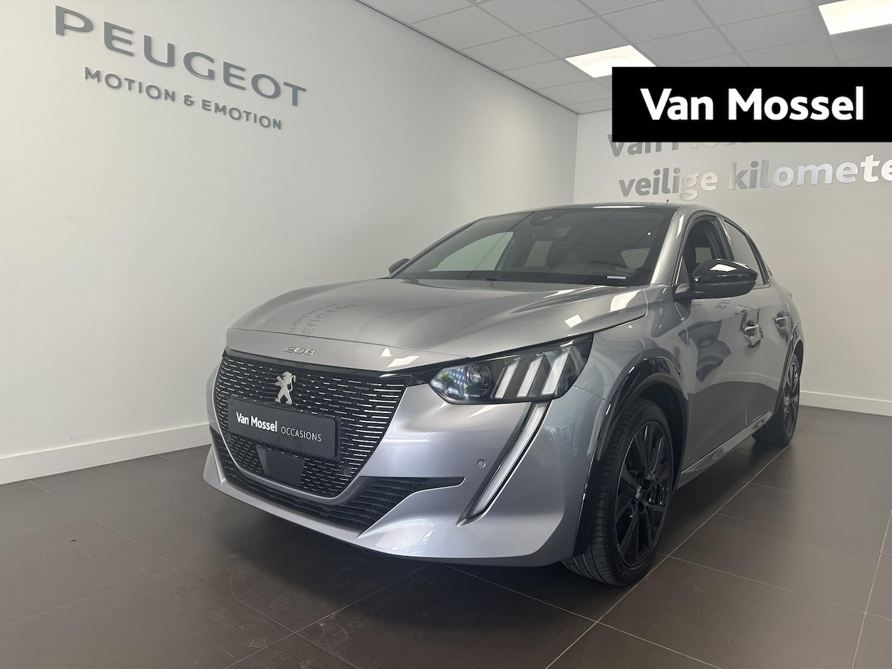 Peugeot 208 - 1.2 PureTech GT 1.2 PureTech GT - AutoWereld.nl