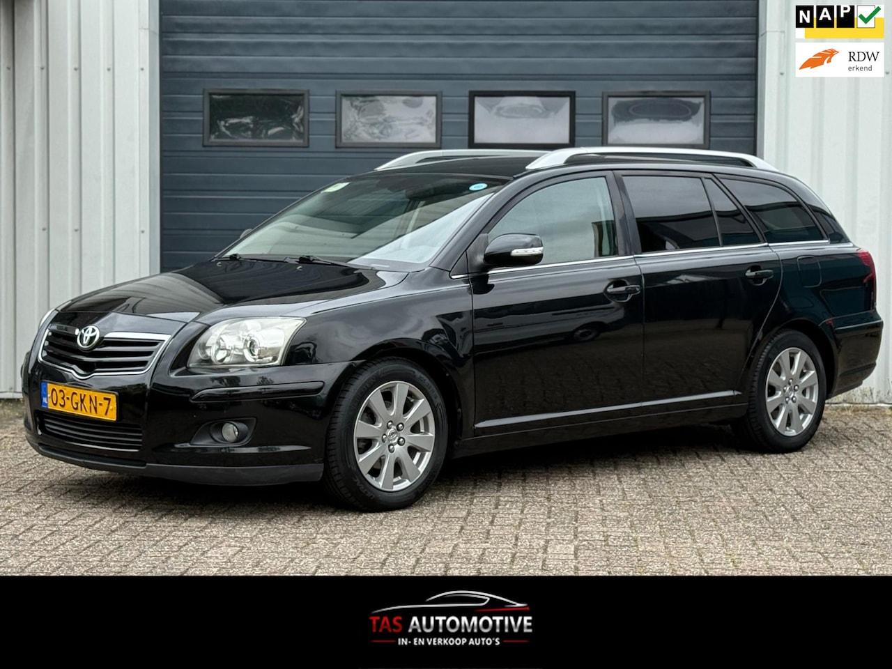 Toyota Avensis Wagon - 1.8 VVTi Luna Business 2e EIG/LEER/NAVI - AutoWereld.nl