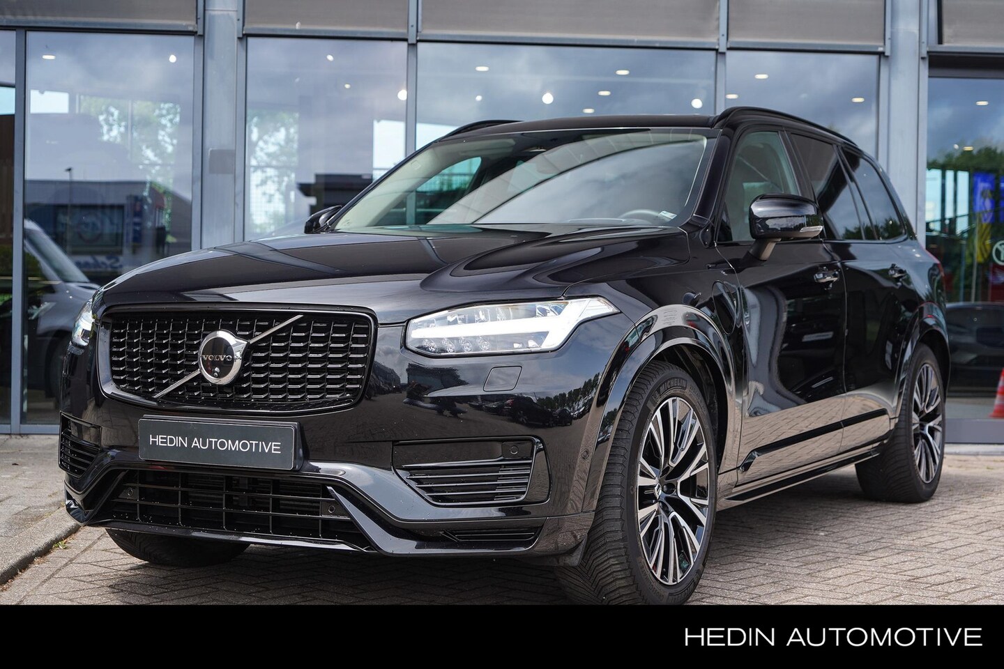 Volvo XC90 - 2.0 T8 Recharge AWD Ultimate Dark | Luchtvering | Trekhaak | Head-up display | Harman/Kard - AutoWereld.nl