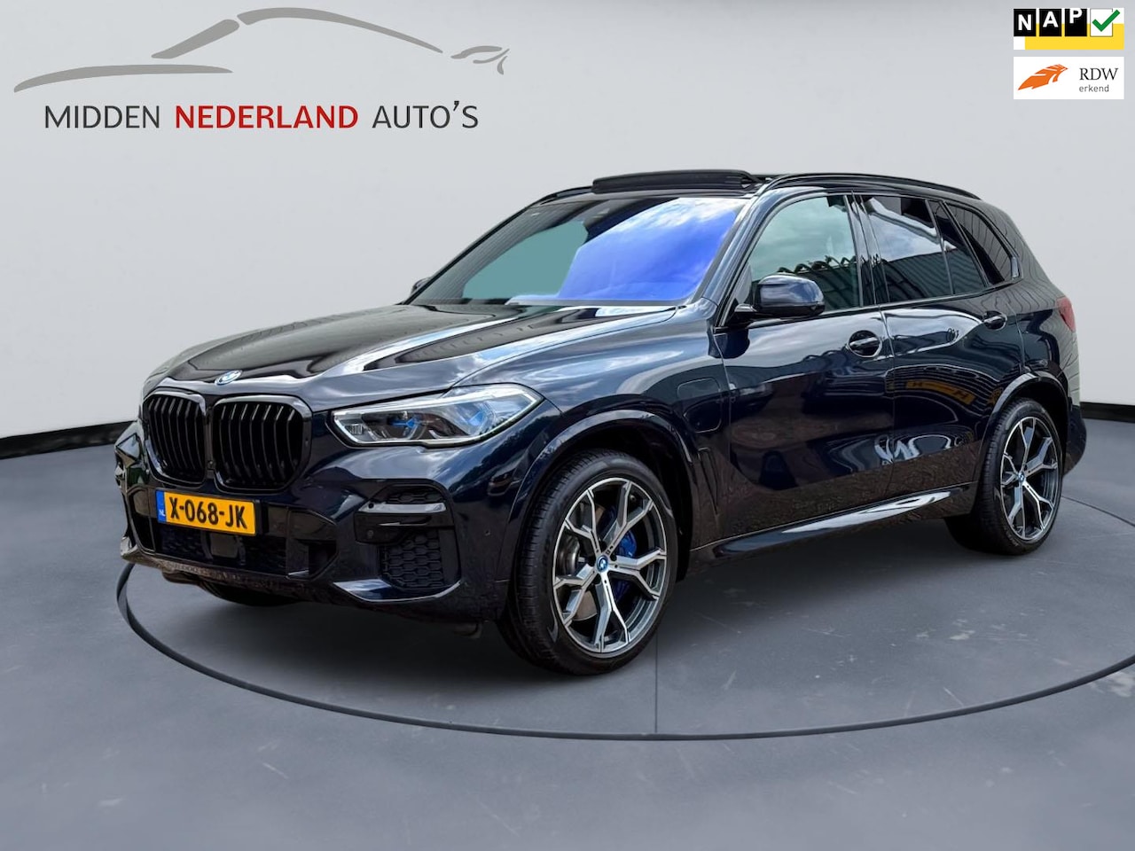 BMW X5 - XDrive45e High Executive * HARMAN KARDON * PANORAMA * MASSAGE * - AutoWereld.nl