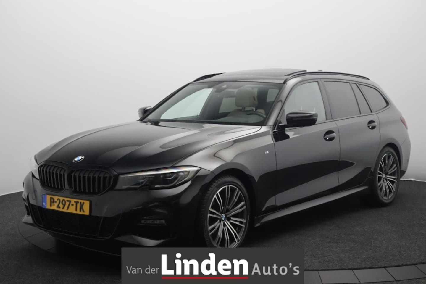 BMW 3-serie - 318 318i Business Edition Plus M-sport | Panorama Dak | Wegklapbare Trekhaak - AutoWereld.nl