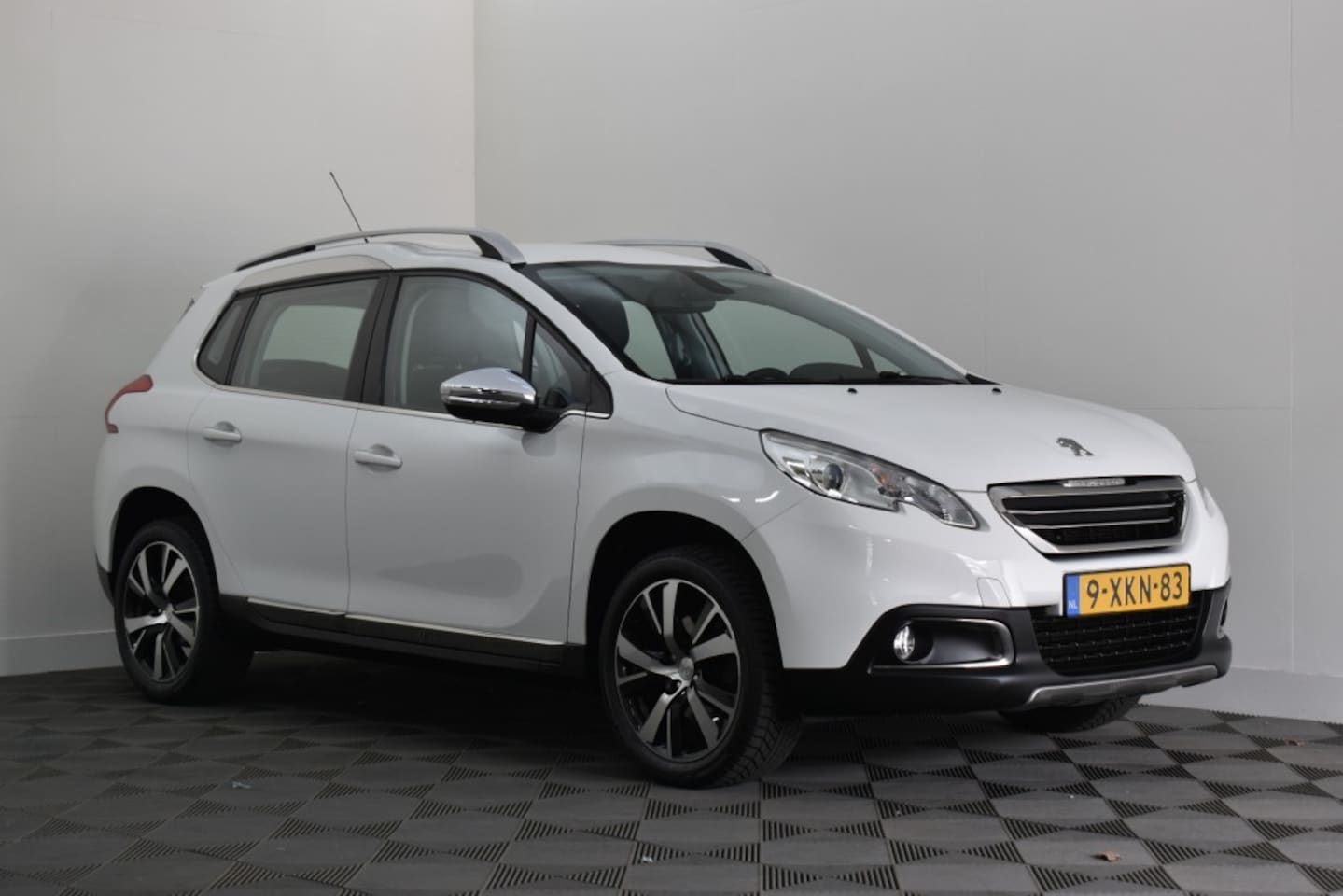 Peugeot 2008 - 1.6 VTi Allure 1.6 VTI 120PK ALLURE - AutoWereld.nl