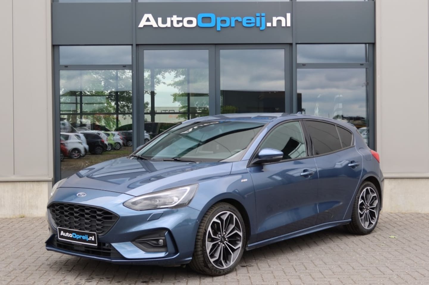 Ford Focus - 1.0 EcoBoost AUTOMAAT ST-Line  Business NAVI, Camera, Winterpakket, Full Led - AutoWereld.nl