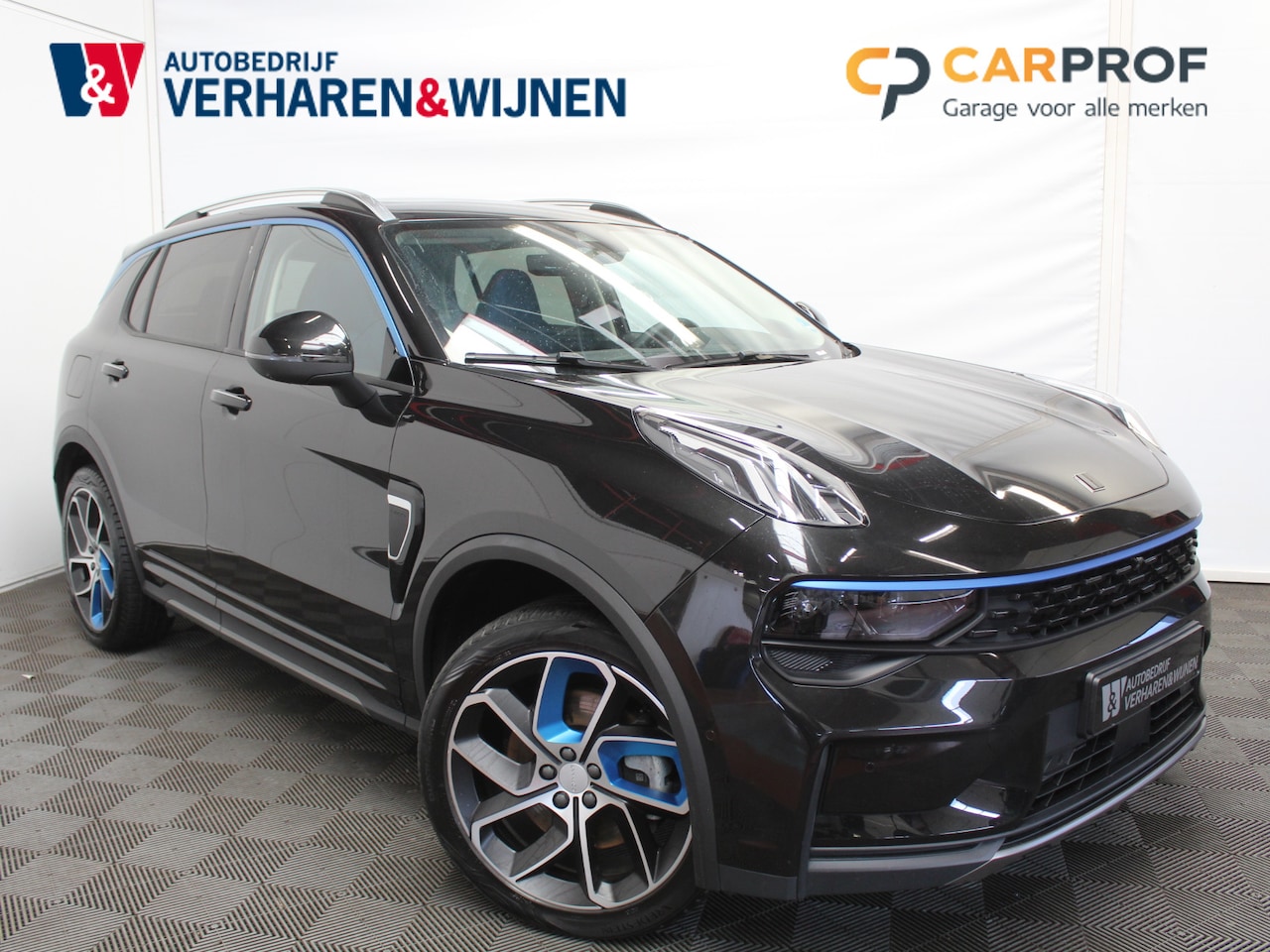 Lynk & Co 01 - 1.5 12 X OP VOORRAAD V.A. 40.000 KM | CARPLAY | 360CAMERA | DAB | PANODAK | LED | STOELVER - AutoWereld.nl
