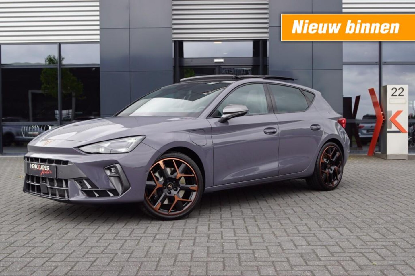 CUPRA Leon - VZ 1.5e-Hybrid 272pk Performance /Panodak /19 Inch Lm/Intelligent Drive - AutoWereld.nl