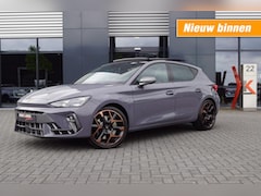 CUPRA Leon - VZ 1.5e-Hybrid 272pk Performance /Panodak /19 Inch Lm/Intelligent Drive
