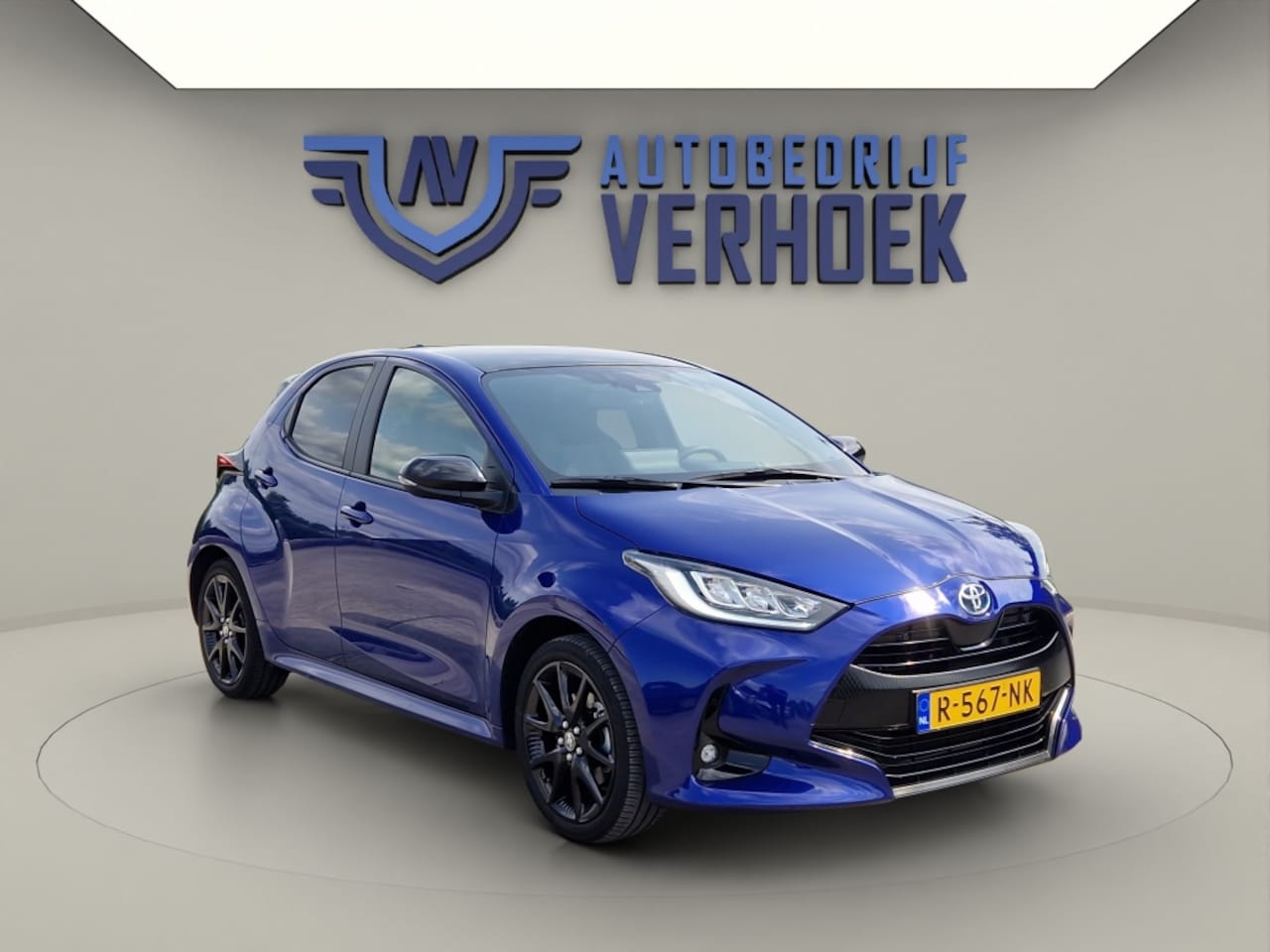 Toyota Yaris - 1.5 Hybrid Executive Panodak - JBL - NL Auto - 1e Eigenaar - AutoWereld.nl