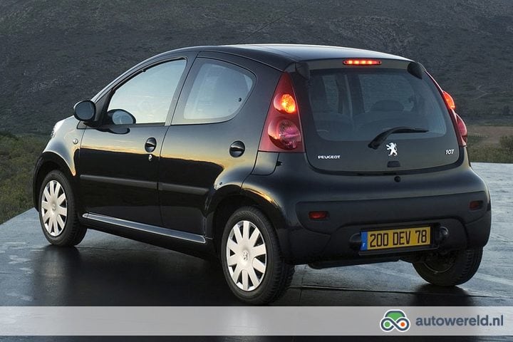 Technische Gegevens Peugeot 107 1 0 12v Xr 5 Deurs Hatchback