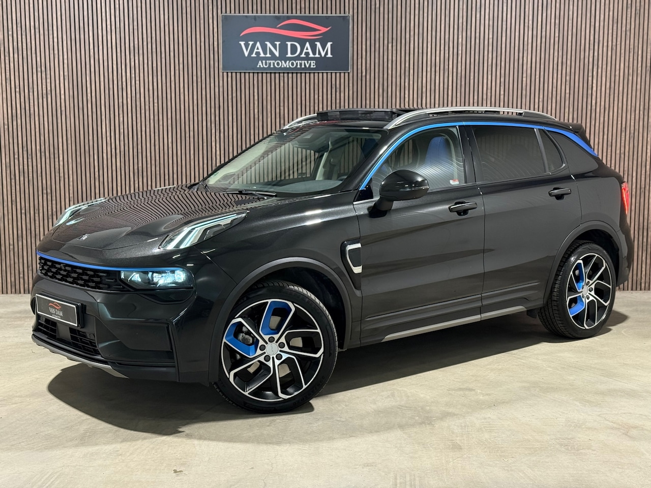 Lynk & Co 01 - 1.5 2022 PHEV Plug-in Hybride SNEL LADEN CAMERA NAVIGATIE - AutoWereld.nl