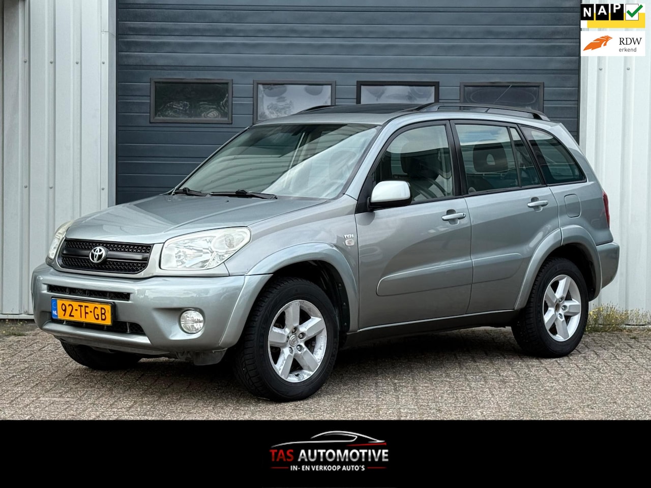 Toyota RAV4 - 2.0-16V VVT-i Luna 4x4 / CLIMA / SCHUIFDAK - AutoWereld.nl