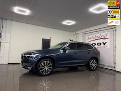 Volvo XC60 - 2.0 T5 Momentum * Trekhaak / 19" LM Velgen / Leder / Dealer onderhouden