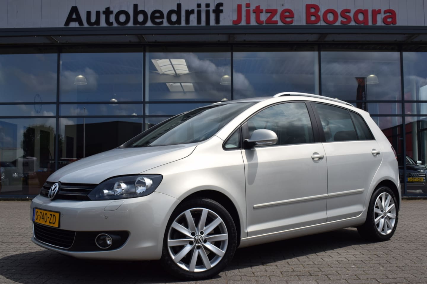 Volkswagen Golf Plus - 1.4 TSi 160pk Automaat Highline Alcantara | Stoelverwarming | ECC | 17 Inch LMV | Isofix - AutoWereld.nl