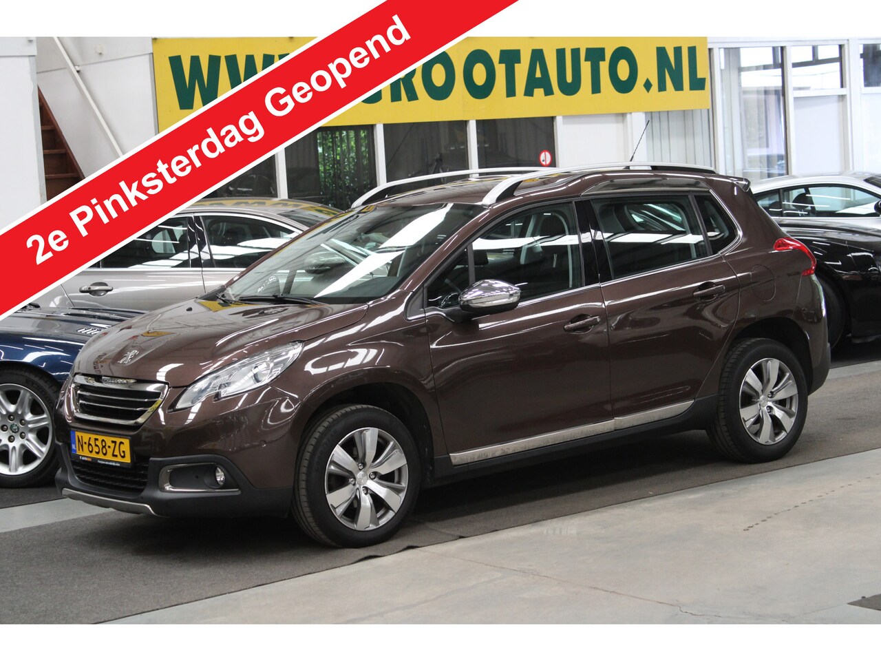 Peugeot 2008 - 1.2 VTi Active Pack Premium Airco, Cruise control, Navi, Leer/ Stof - AutoWereld.nl