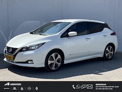 Nissan LEAF - Tekna 40 kWh / Stuur- en Stoelverwarming voor en achter / Adaptieve Cruise Control / Bose
