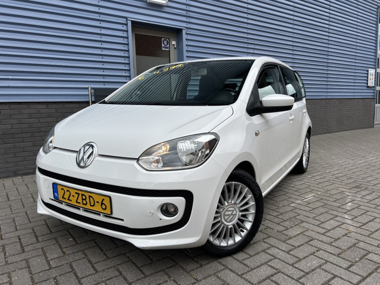 Volkswagen Up! - 1.0 High UP 5Drs Airco 95.000Km! NAP - AutoWereld.nl