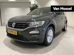 Volkswagen T-Roc - 1.5 TSI Sport 150 PK DSG | Automaat | Apple Carplay | Stoelverwarming | Achteruitrijcamera