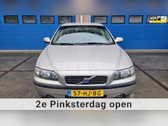Volvo S60 - 2.4 automaat *airco