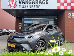 Toyota C-HR - 1.8 Hybrid Executive // NAVI // CAMERA // CLIMA // ADAP. CRUISE // DODEHOEK // DAB // PDC