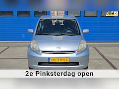 Daihatsu Sirion 2 - 1.0-12V Trend
