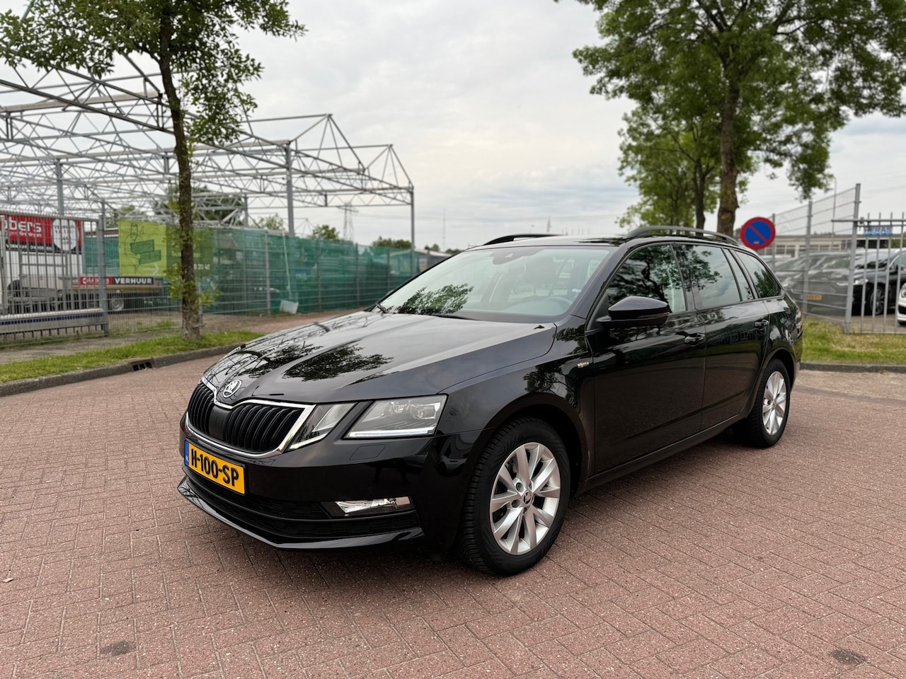 Skoda Octavia Combi - 2.0 TDI Greentech Style automaat - AutoWereld.nl