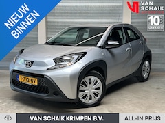 Toyota Aygo X - 1.0 VVT-i MT Play Aygo X 1.0 VVT-i MT play | BTW | All-Season banden | Van Schaik geleverd
