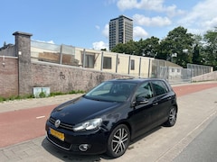 Volkswagen Golf - 1.2 TSI Tour II BlueMotion